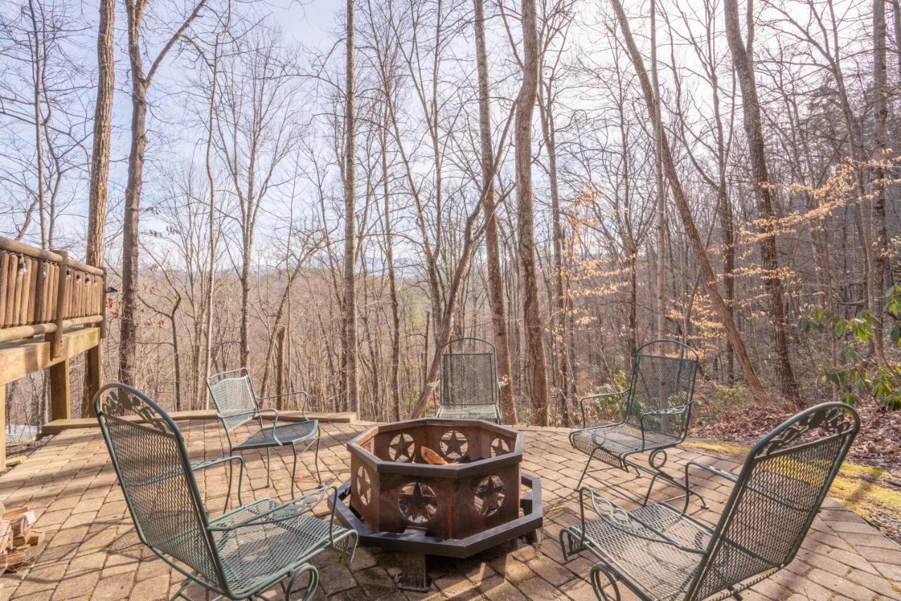 Moonshine Ridge With Hot Tub And Fire Pit Hébergement de vacances